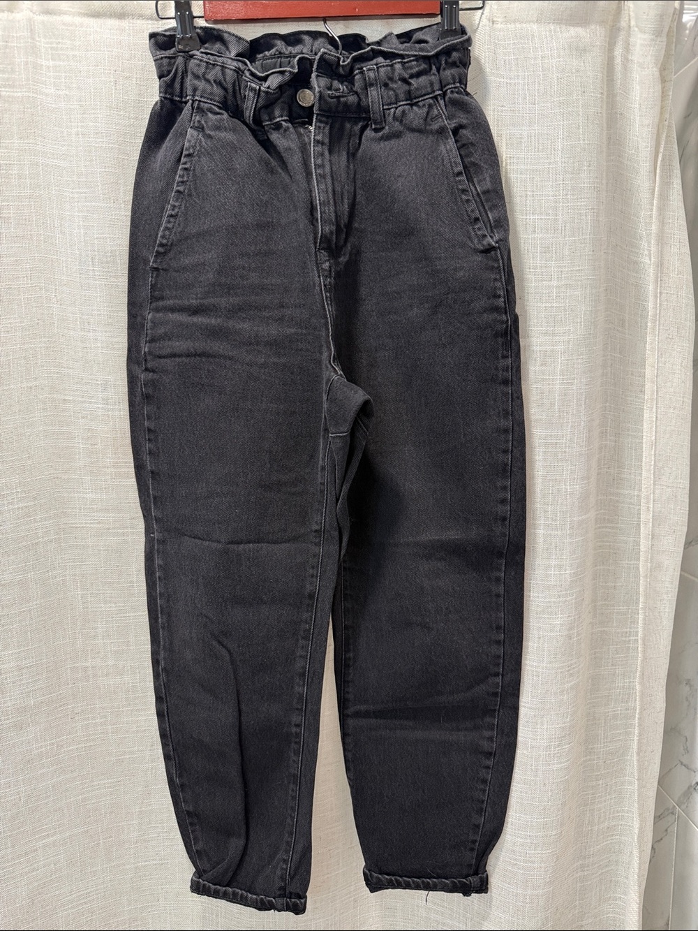Zara Black Relaxed Paperbag Waist Jeans
